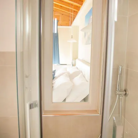 Blumarine Пескичи